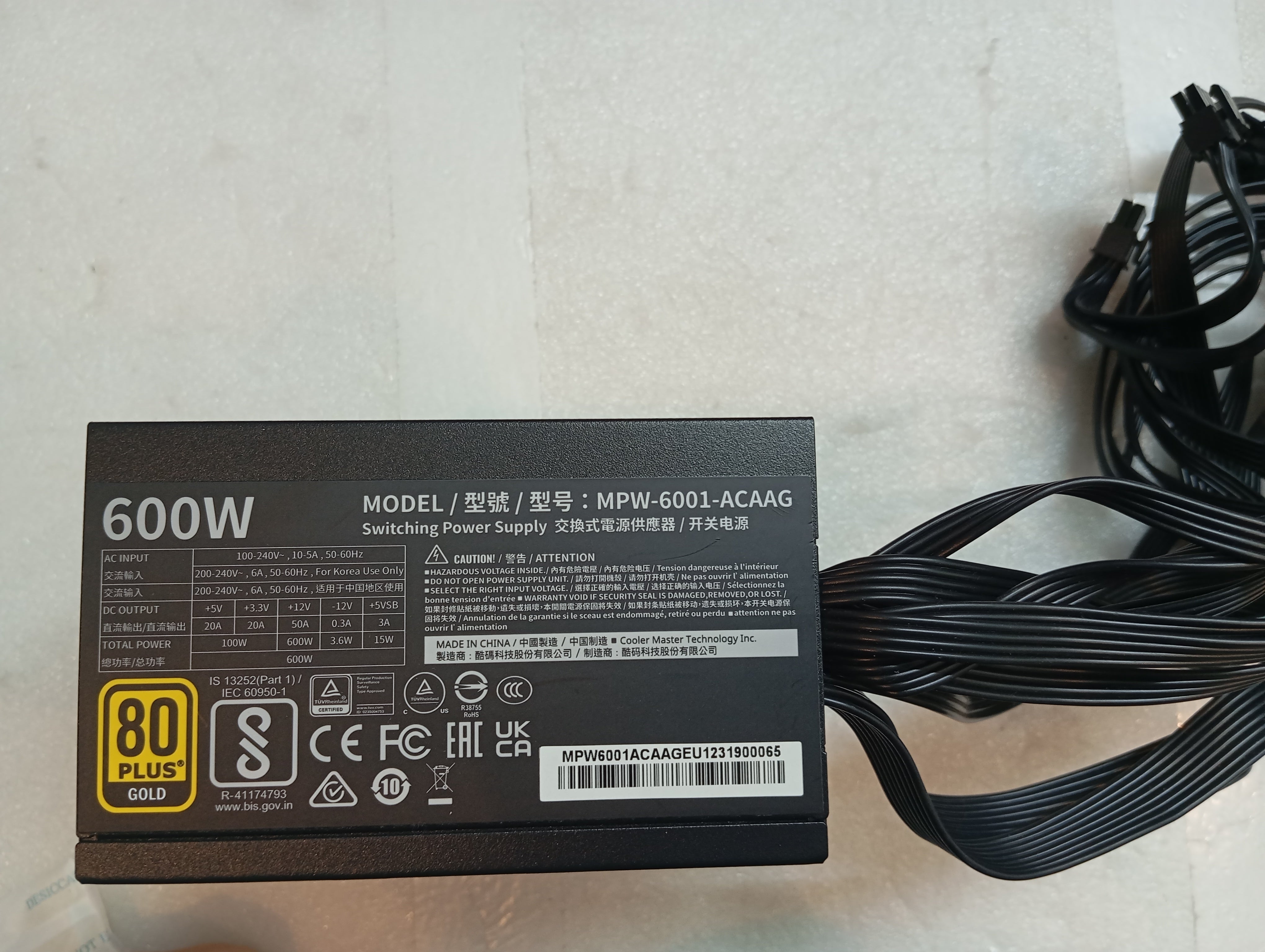 Refurbished Cooler Master Gold Series G600 600 watt Refurbished Cooler Master Gold Series G600 600 watt
